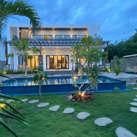 Villa Niang Ando Labuan Bajo Extérieur photo
