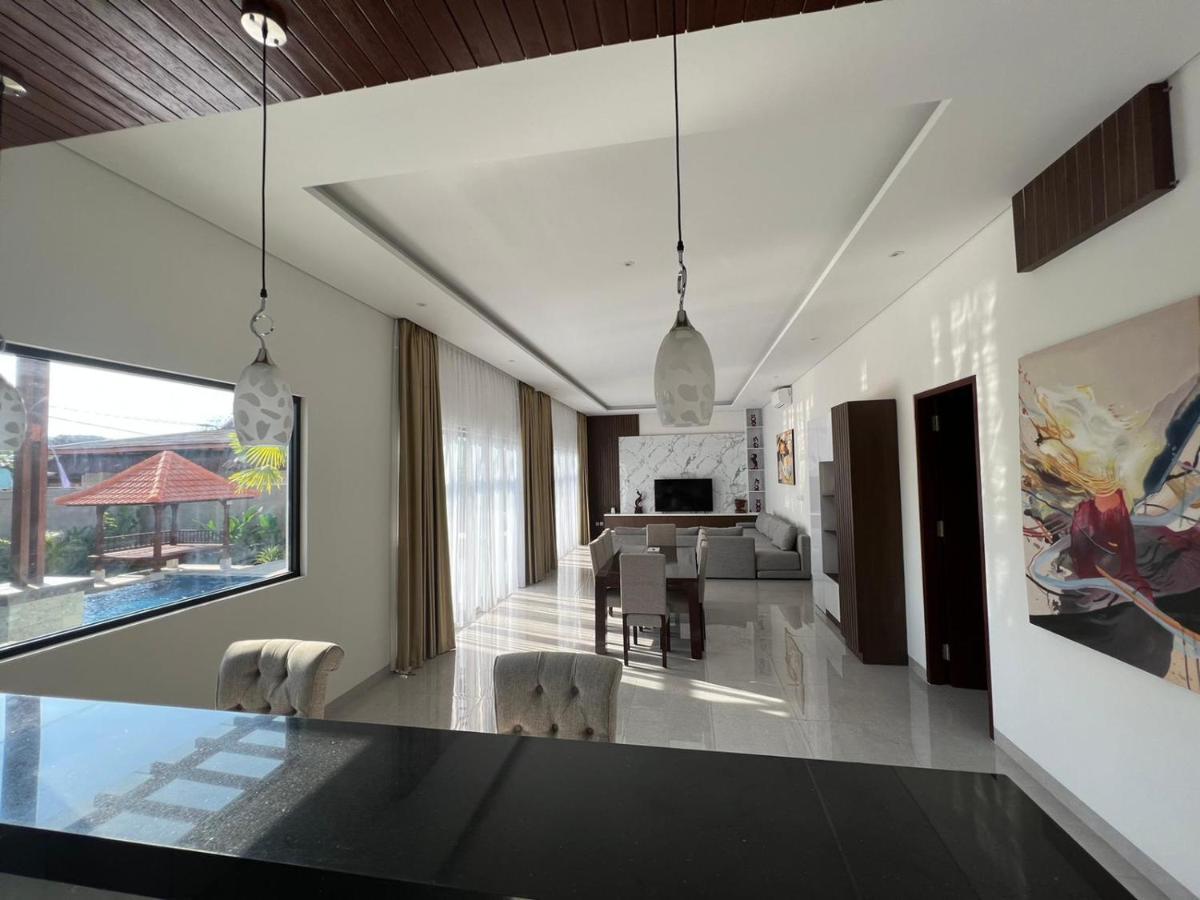 Villa Niang Ando Labuan Bajo Chambre photo