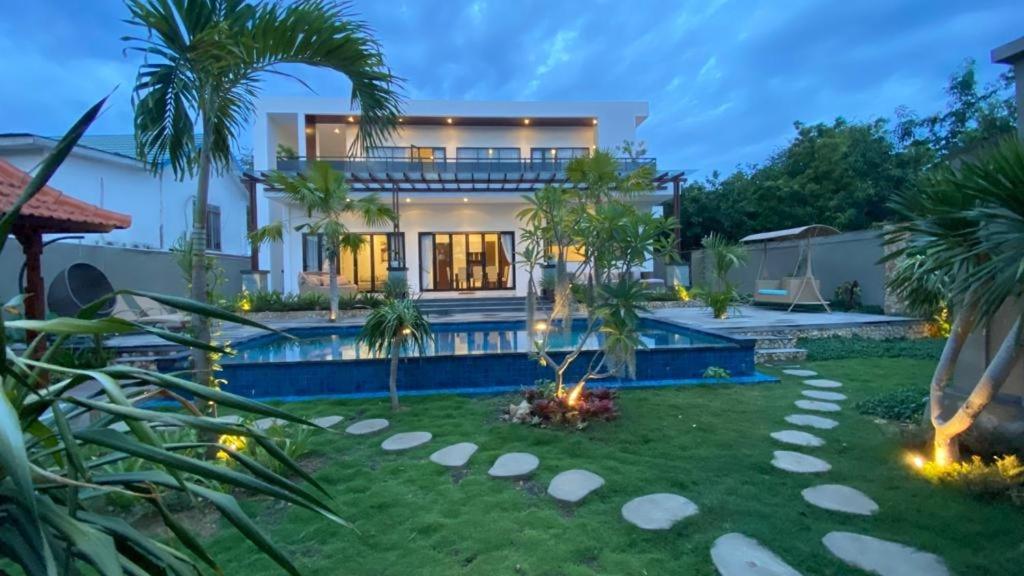 Villa Niang Ando Labuan Bajo Extérieur photo